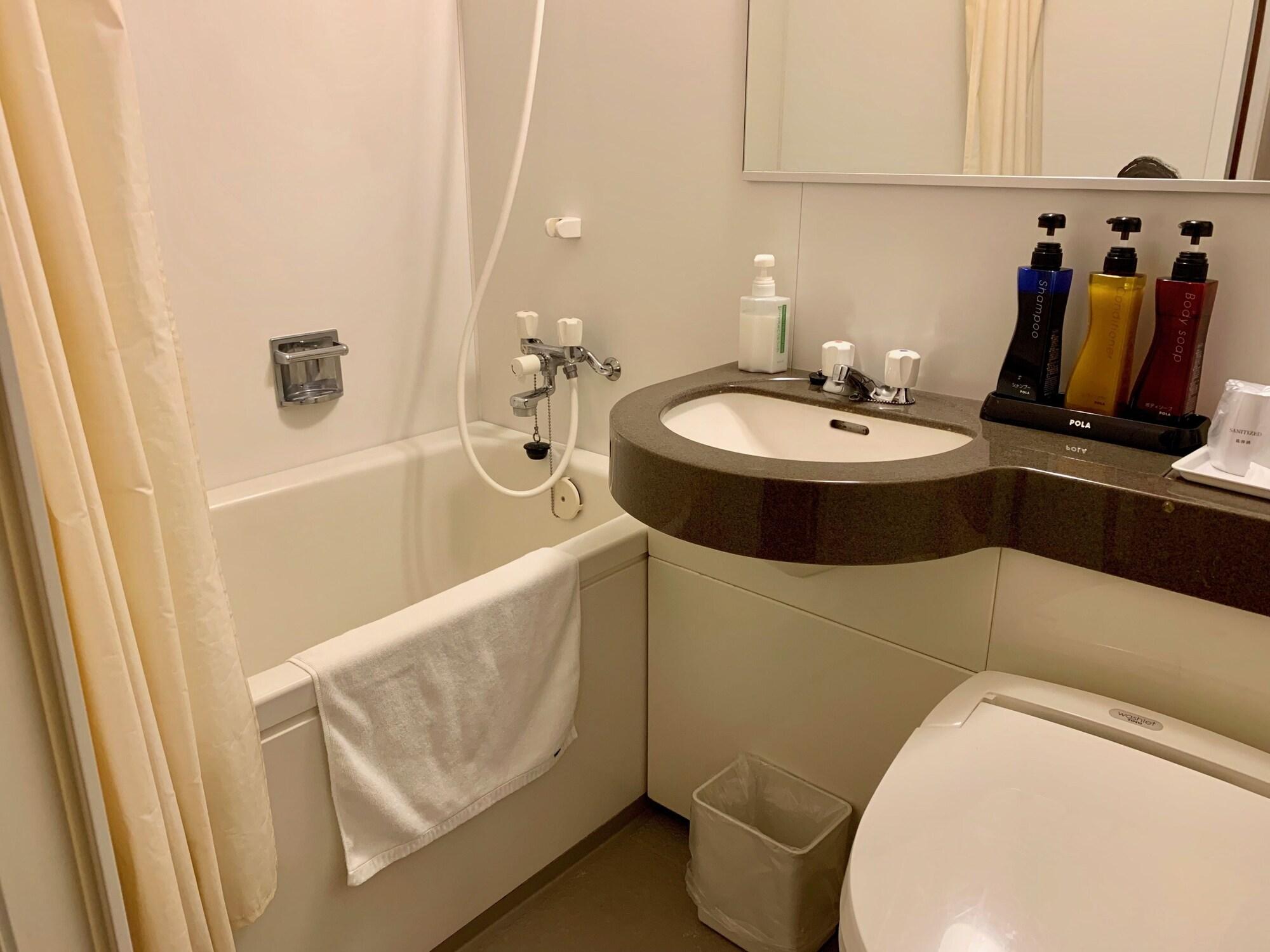 Blue Port Hotel Kitakyushu Airport Экстерьер фото