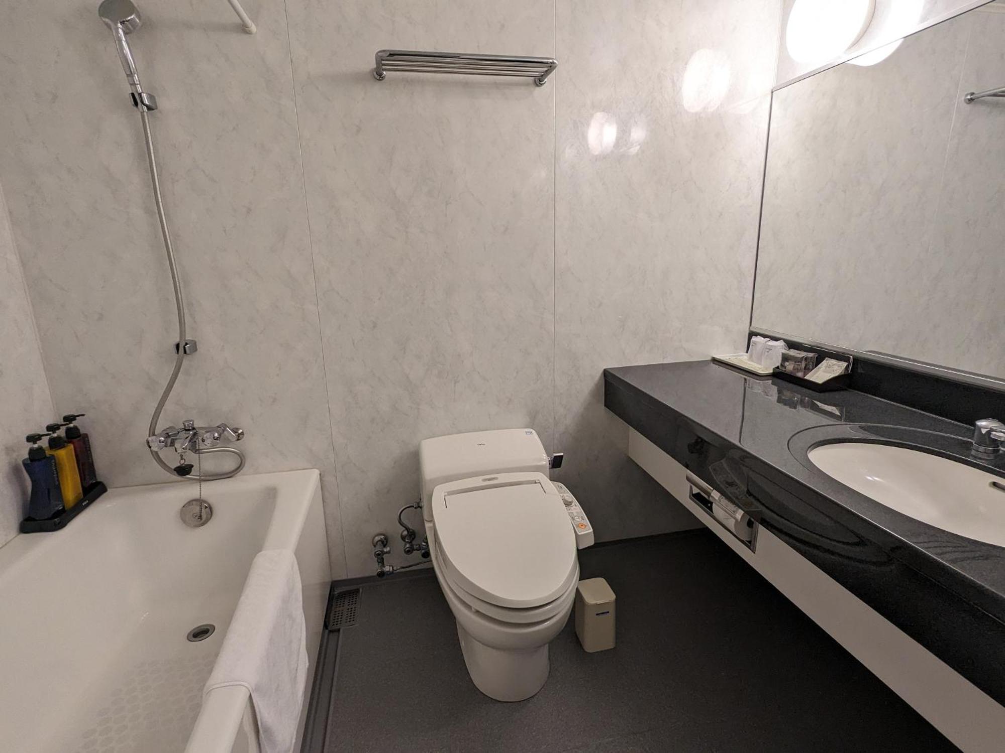 Blue Port Hotel Kitakyushu Airport Экстерьер фото